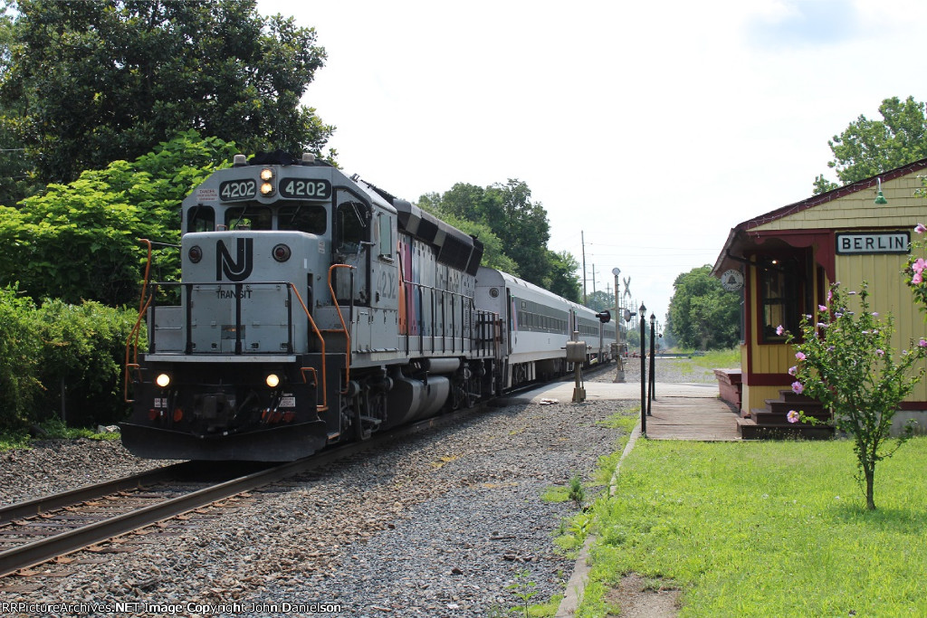 NJT 4202